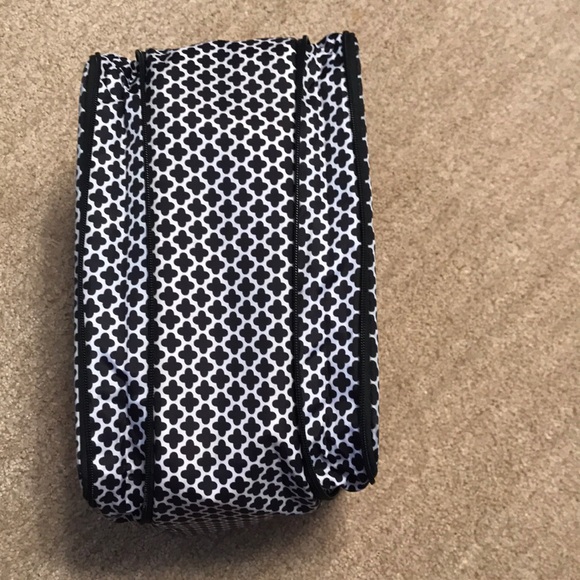 In bag - Picture 6 of 9